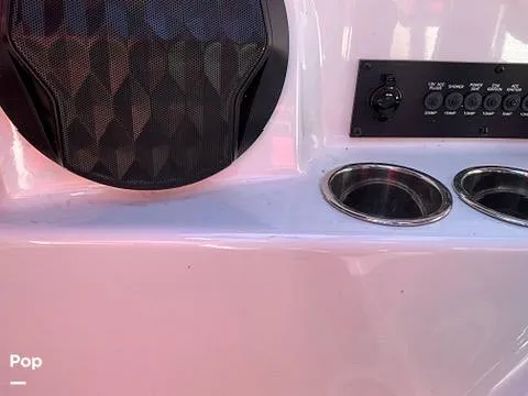 Slide: The Image of Malibu Wakesetter 25 LSV 2023 - 16588131
