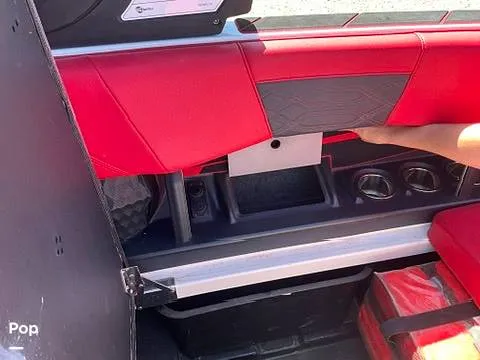 Slide: The Image of Malibu Wakesetter 25 LSV 2023 - 16588028