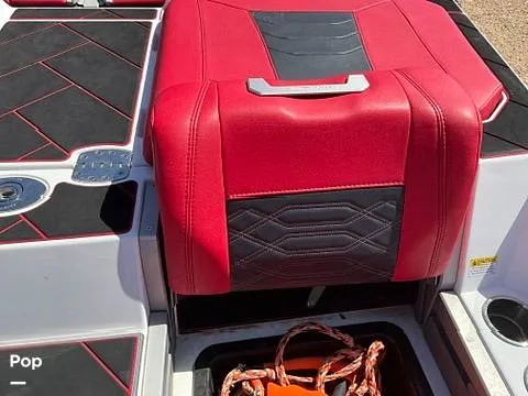 Slide: The Image of Malibu Wakesetter 25 LSV 2023 - 16587983