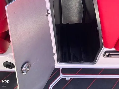 Slide: The Image of Malibu Wakesetter 25 LSV 2023 - 16588033