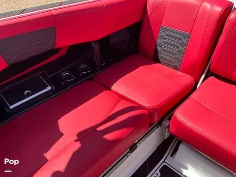 Slide: The Image of Malibu Wakesetter 25 LSV 2023 - 16588026
