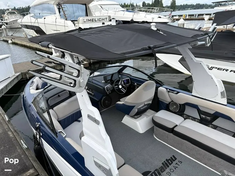 Slide: The Image of Malibu Wakesetter 25 LSV 2016 - 16579798