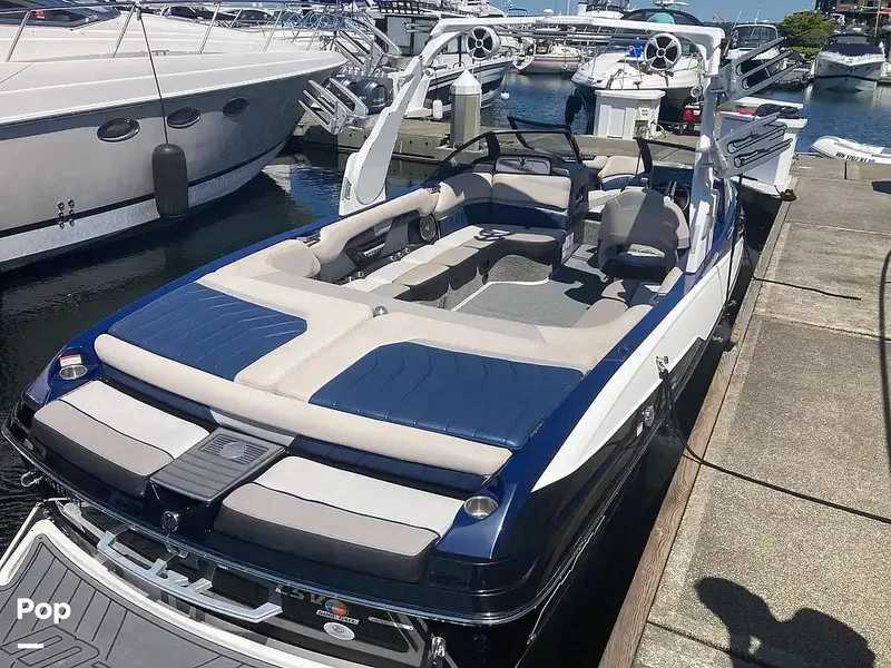 Slide: The Image of Malibu Wakesetter 25 LSV 2016 - 16563992