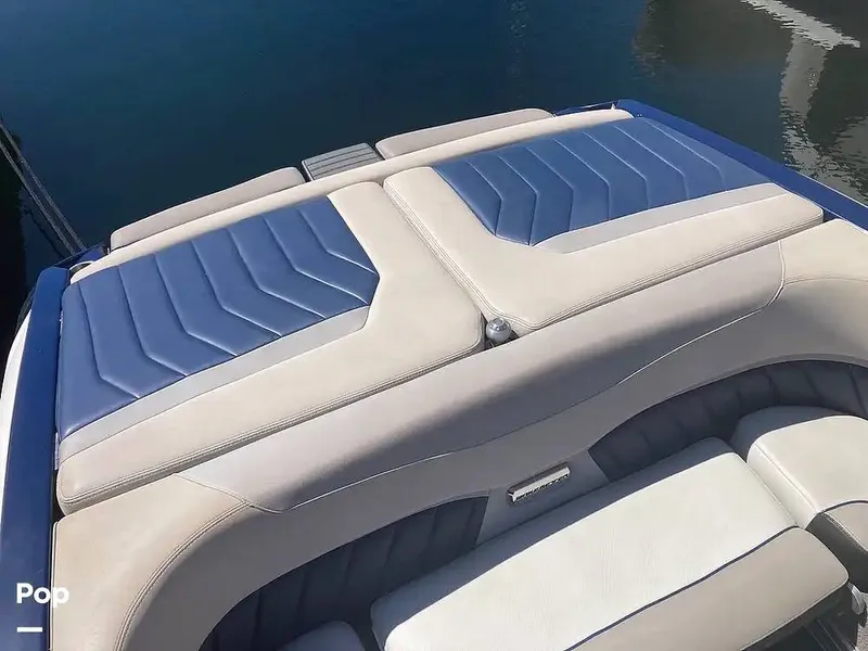 Slide: The Image of Malibu Wakesetter 25 LSV 2016 - 16563950