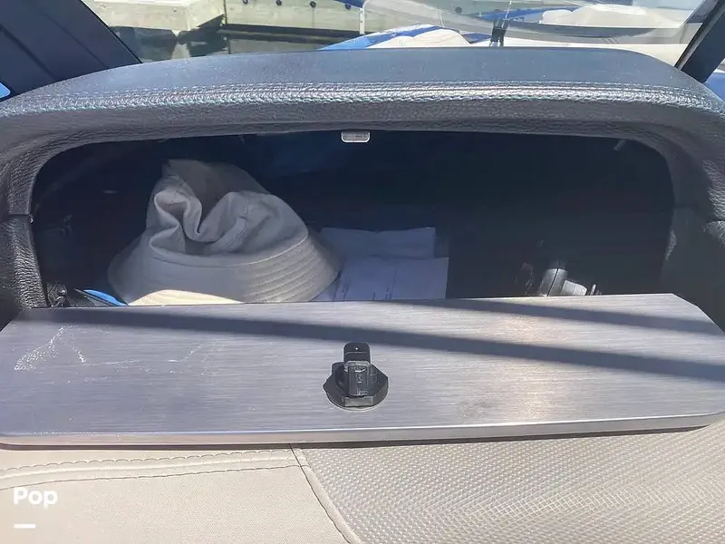 Slide: The Image of Malibu Wakesetter 25 LSV 2016 - 16563984