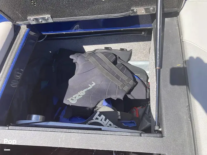 Slide: The Image of Malibu Wakesetter 25 LSV 2016 - 16563962