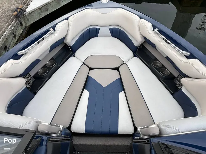 Slide: The Image of Malibu Wakesetter 25 LSV 2016 - 16579759