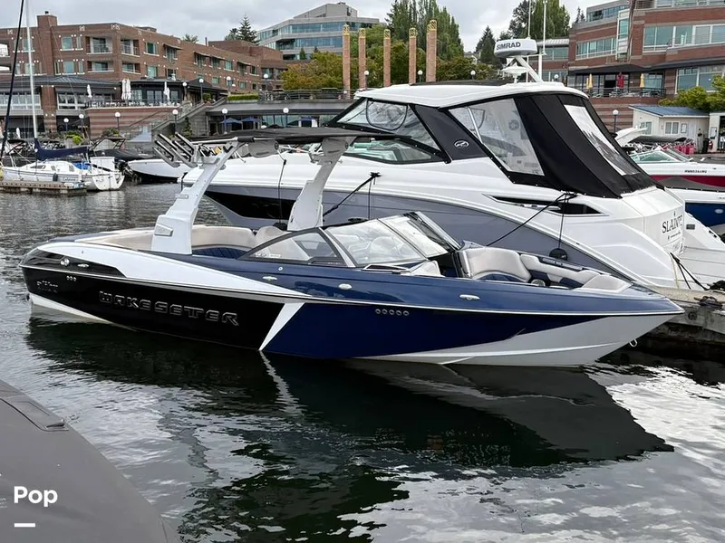 Slide: The Image of Malibu Wakesetter 25 LSV 2016 - 16579793