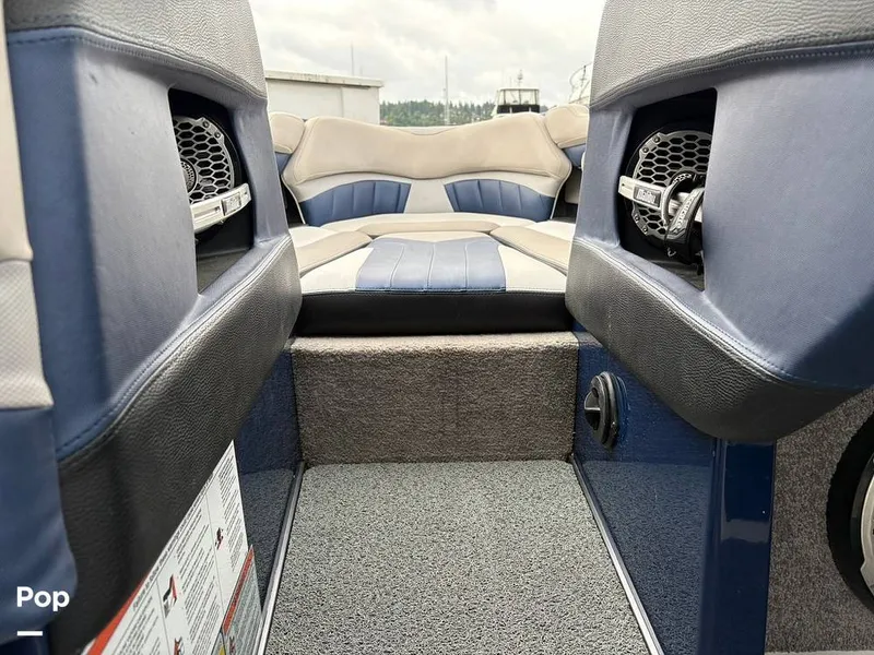 Slide: The Image of Malibu Wakesetter 25 LSV 2016 - 16579779