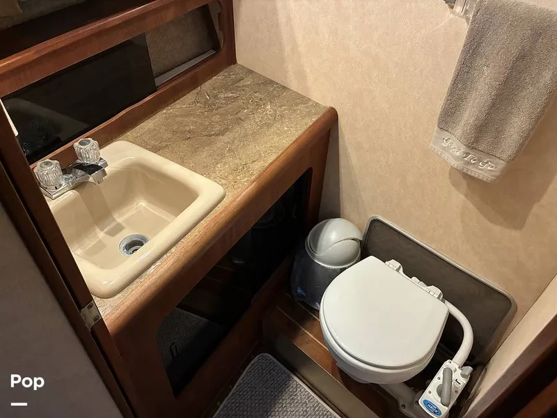 Slide: The Image of Bayliner 3888 1990 - 16599630