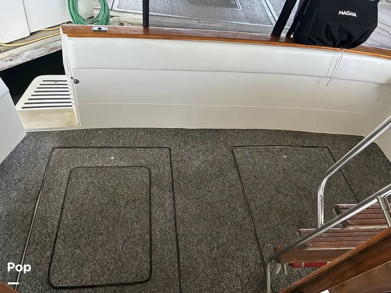 Slide: The Image of Bayliner 3888 1990 - 16599546