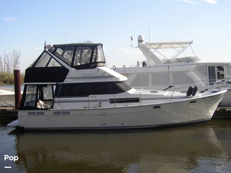 The Image of Bayliner 3888 1990 - 16579161