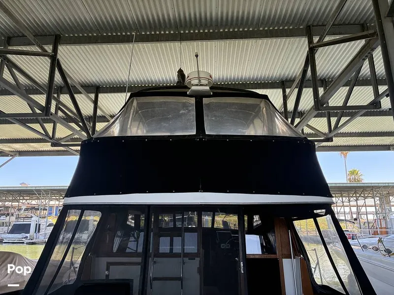Slide: The Image of Bayliner 3888 1990 - 16599516