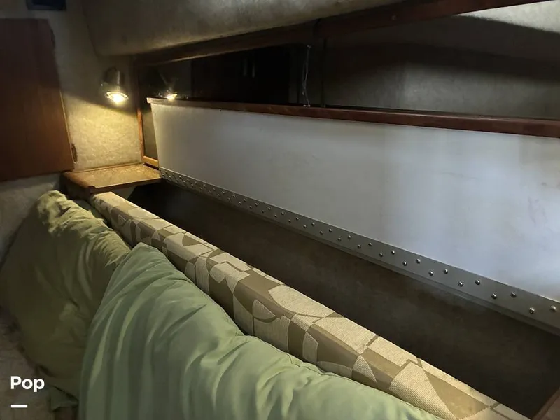 Slide: The Image of Bayliner 3888 1990 - 16599613