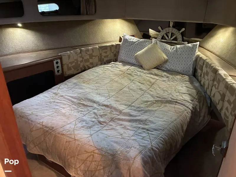 Slide: The Image of Bayliner 3888 1990 - 16599634