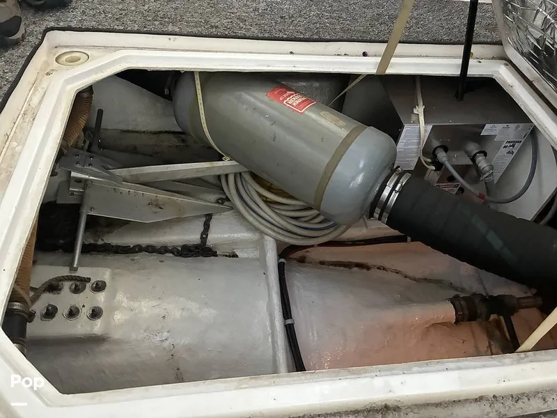 Slide: The Image of Bayliner 3888 1990 - 16600310