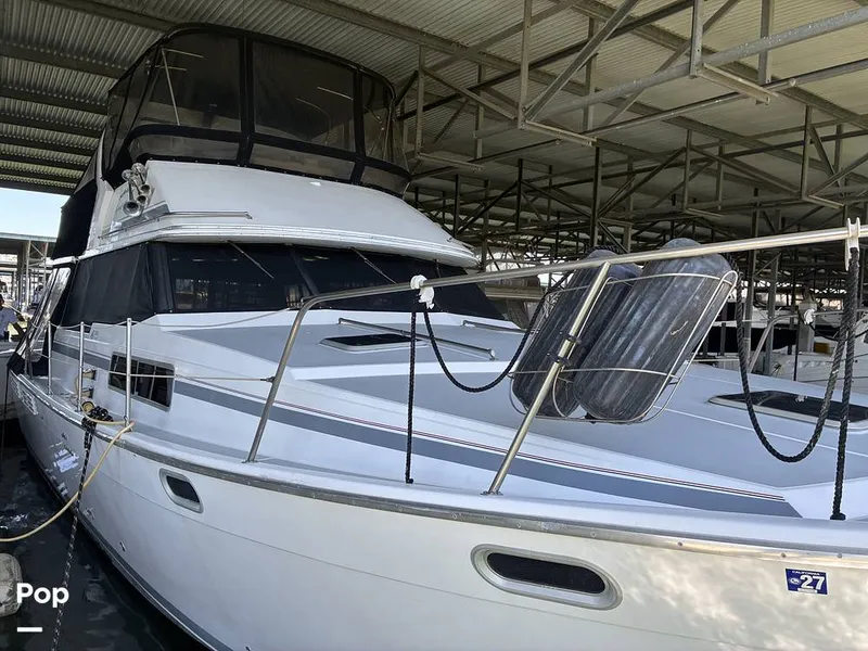 Slide: The Image of Bayliner 3888 1990 - 16599512