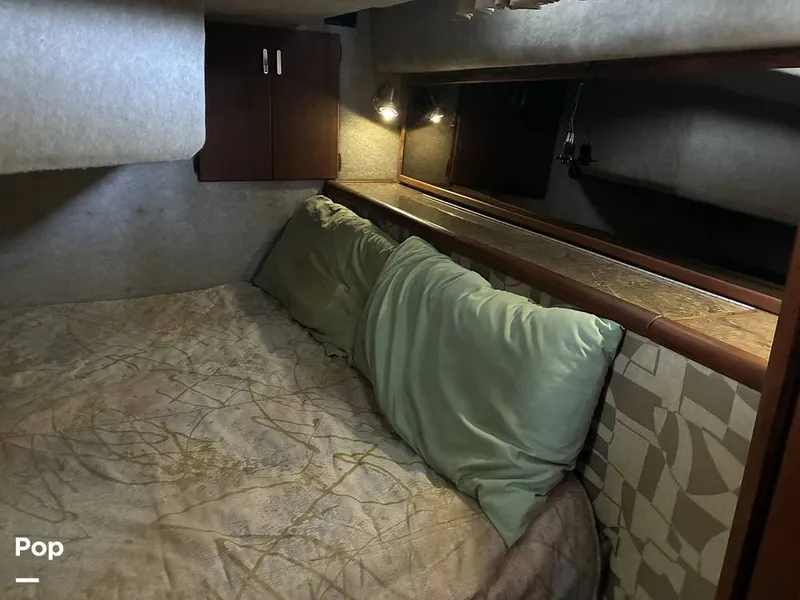 Slide: The Image of Bayliner 3888 1990 - 16599610