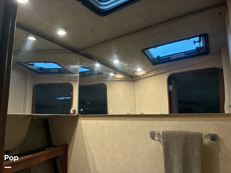 Slide: The Image of Bayliner 3888 1990 - 16599631