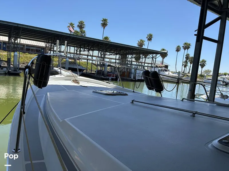 Slide: The Image of Bayliner 3888 1990 - 16599532