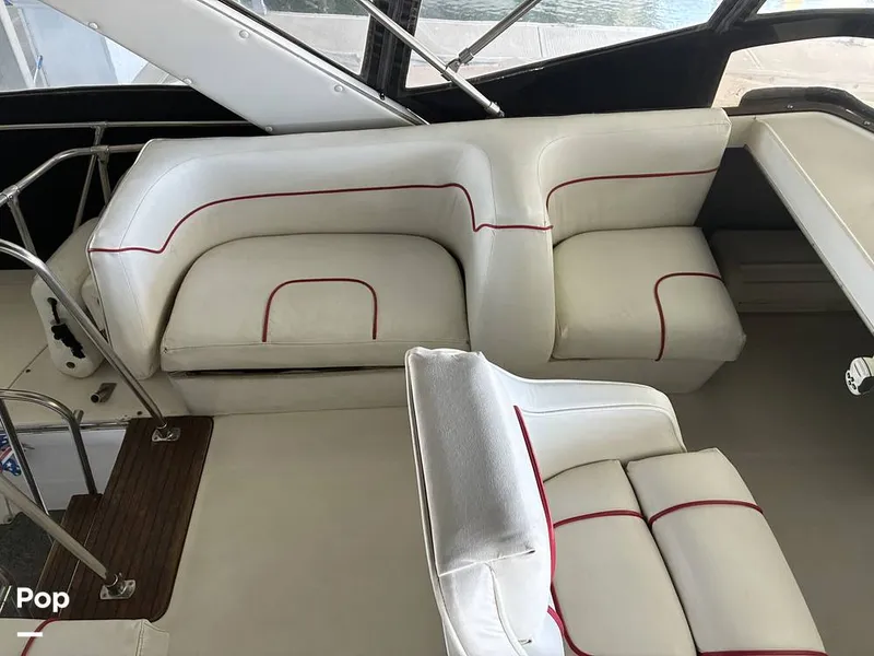 Slide: The Image of Bayliner 3888 1990 - 16599560