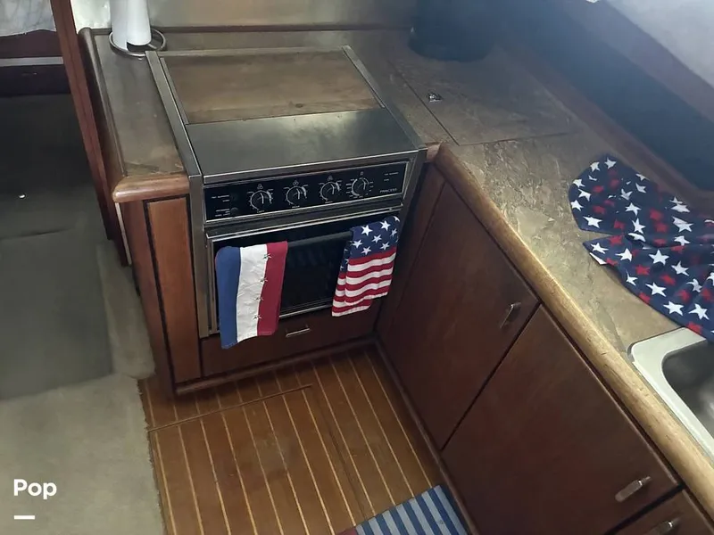 Slide: The Image of Bayliner 3888 1990 - 16599598