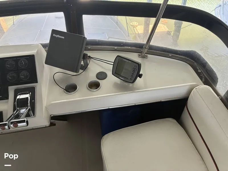 Slide: The Image of Bayliner 3888 1990 - 16599555