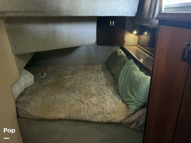 Slide: The Image of Bayliner 3888 1990 - 16599609