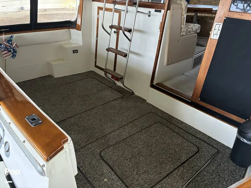 Slide: The Image of Bayliner 3888 1990 - 16599543