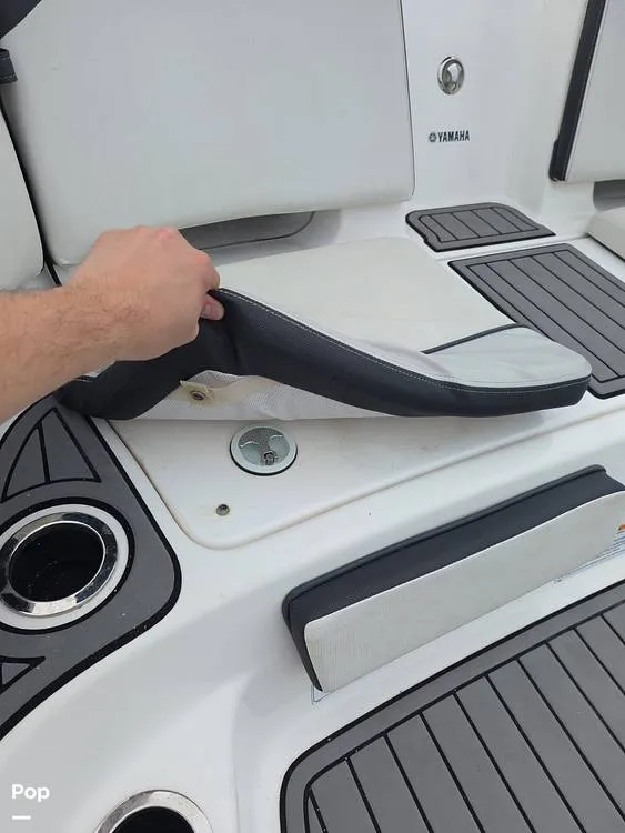 Slide: The Image of Yamaha 242 Limited S 2019 - 16636794