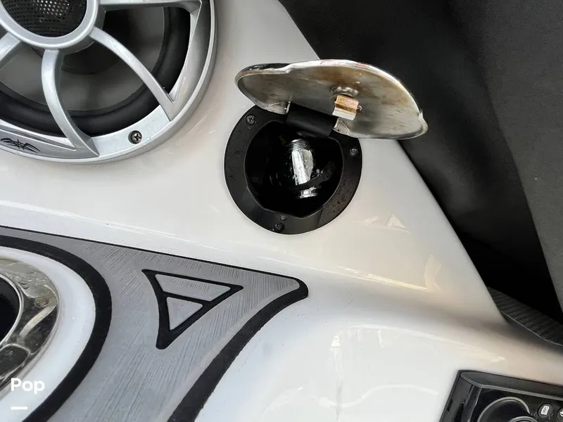 Slide: The Image of Yamaha 242 Limited S E-Series 2019 - 16577240