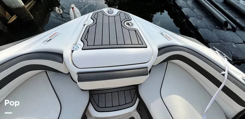 Slide: The Image of Yamaha 242 Limited S E-Series 2019 - 16577250