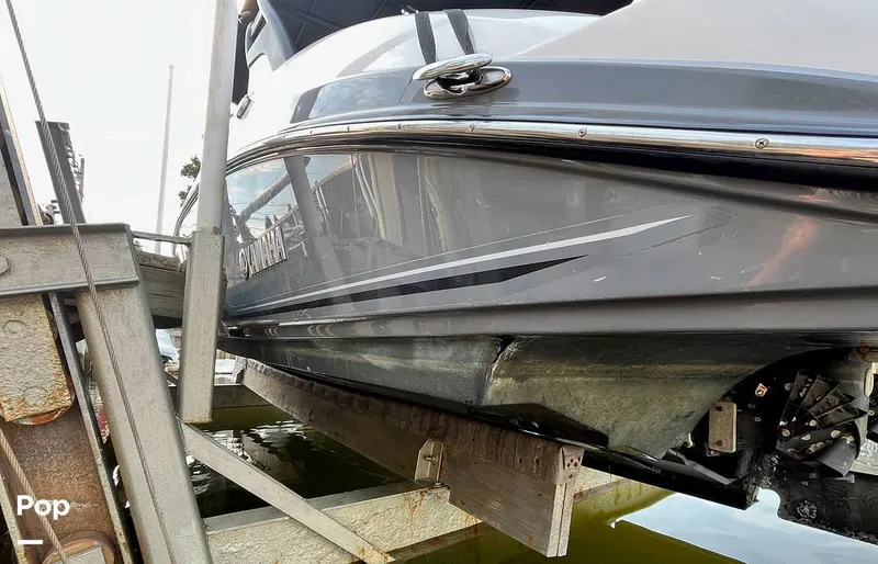 Slide: The Image of Yamaha 242 Limited S E-Series 2019 - 16577230