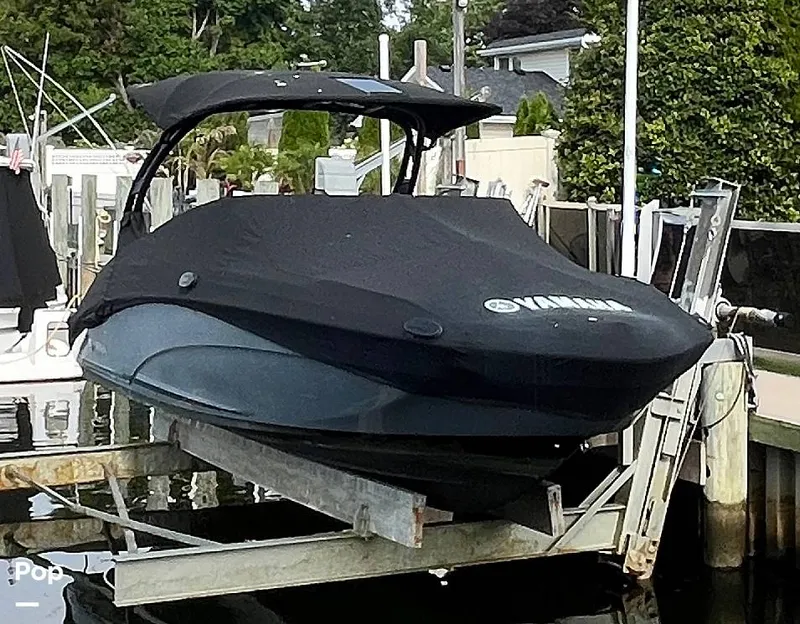 Slide: The Image of Yamaha 242 Limited S E-Series 2019 - 16577225