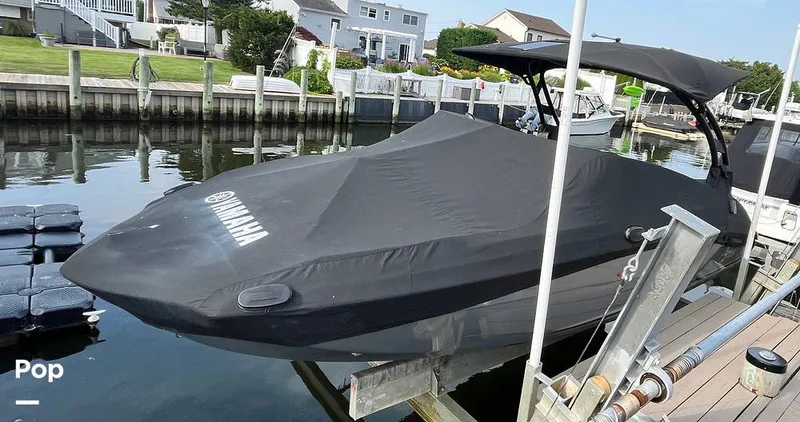 Slide: The Image of Yamaha 242 Limited S E-Series 2019 - 16577224