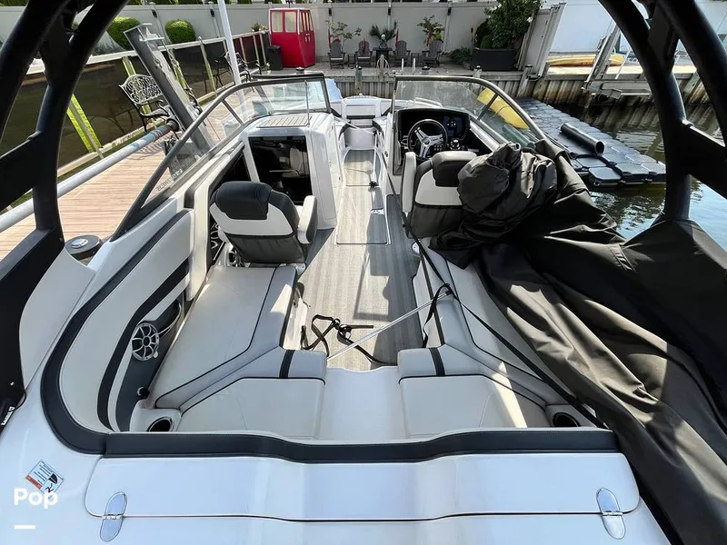 Slide: The Image of Yamaha 242 Limited S E-Series 2019 - 16577246