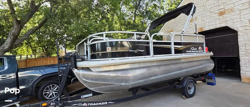 Slide: The Image of Sun Tracker Bass Buggy 16 XL 2022 - 16610284