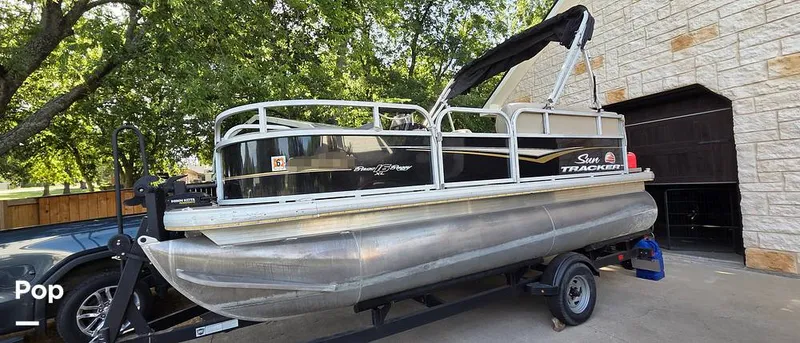 Slide: The Image of Sun Tracker Bass Buggy 16 XL 2022 - 16610285