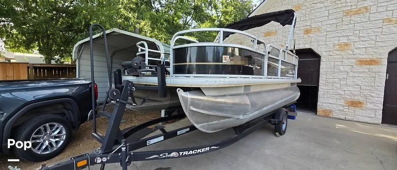 Slide: The Image of Sun Tracker Bass Buggy 16 XL 2022 - 16610306