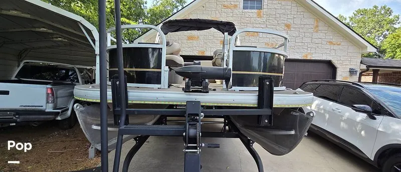 Slide: The Image of Sun Tracker Bass Buggy 16 XL 2022 - 16610352