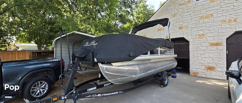 Slide: The Image of Sun Tracker Bass Buggy 16 XL 2022 - 16610278