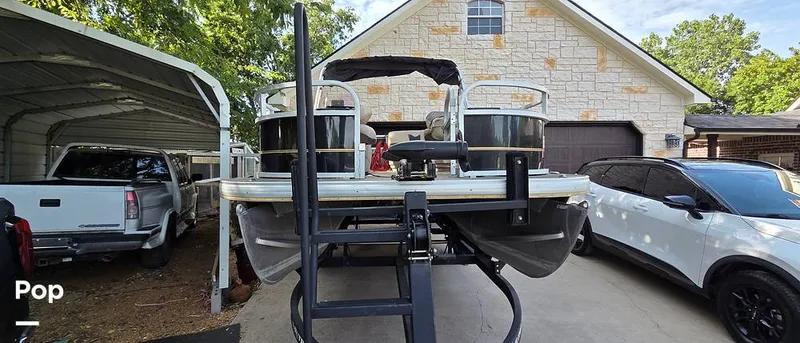 Slide: The Image of Sun Tracker Bass Buggy 16 XL 2022 - 16610286