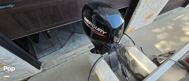 Slide: The Image of Sun Tracker Bass Buggy 16 XL 2022 - 16610325