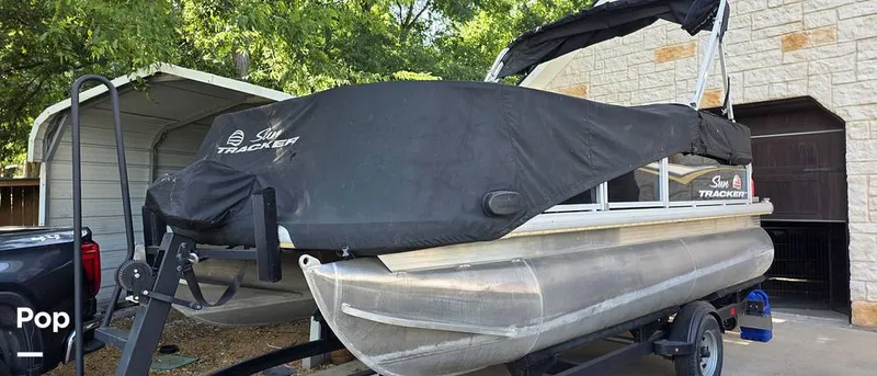 Slide: The Image of Sun Tracker Bass Buggy 16 XL 2022 - 16610277