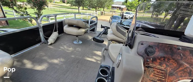 Slide: The Image of Sun Tracker Bass Buggy 16 XL 2022 - 16610345