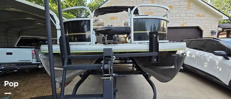 Slide: The Image of Sun Tracker Bass Buggy 16 XL 2022 - 16610347