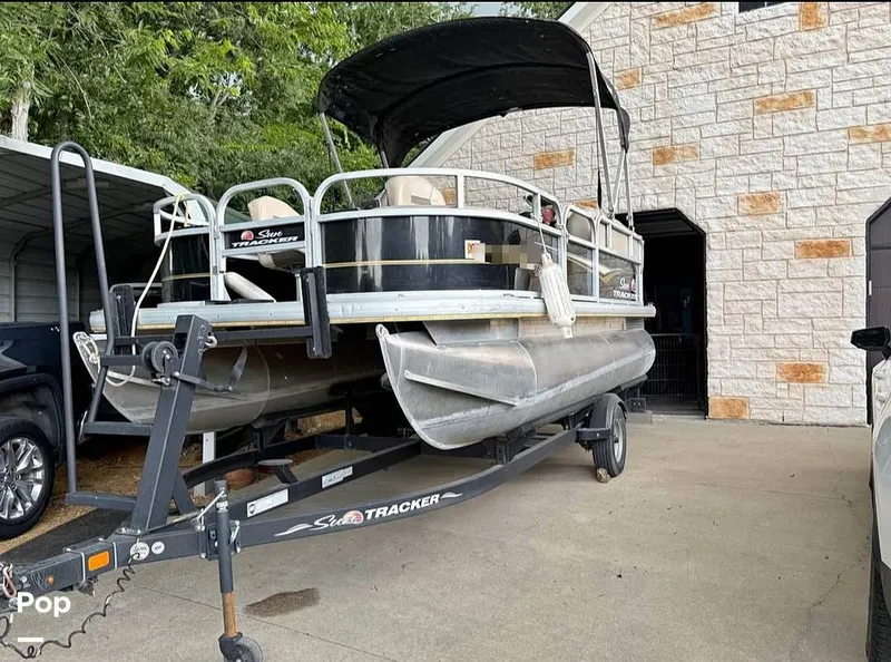 The Image of Sun Tracker Bass Buggy 16 XL 2022 - 16570008