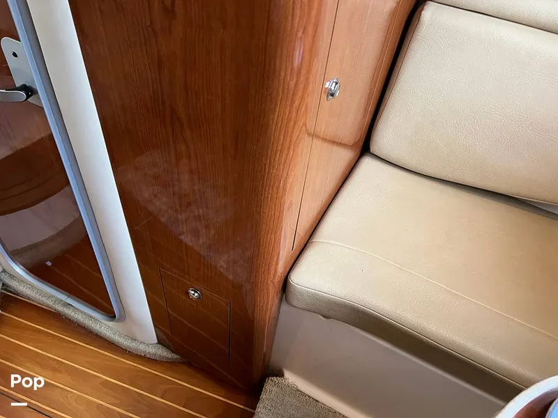 Slide: The Image of Regal 2860 Window Express 2007 - 16611098