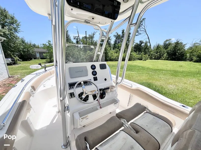Slide: The Image of Captain's Chair - 16592159