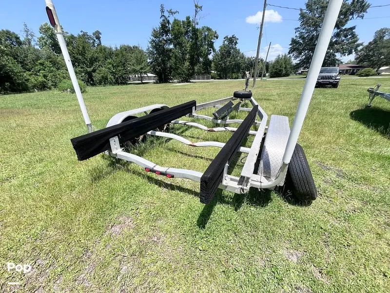 Slide: The Image of Trailer Included - Hubs Being Replaced - 16592209